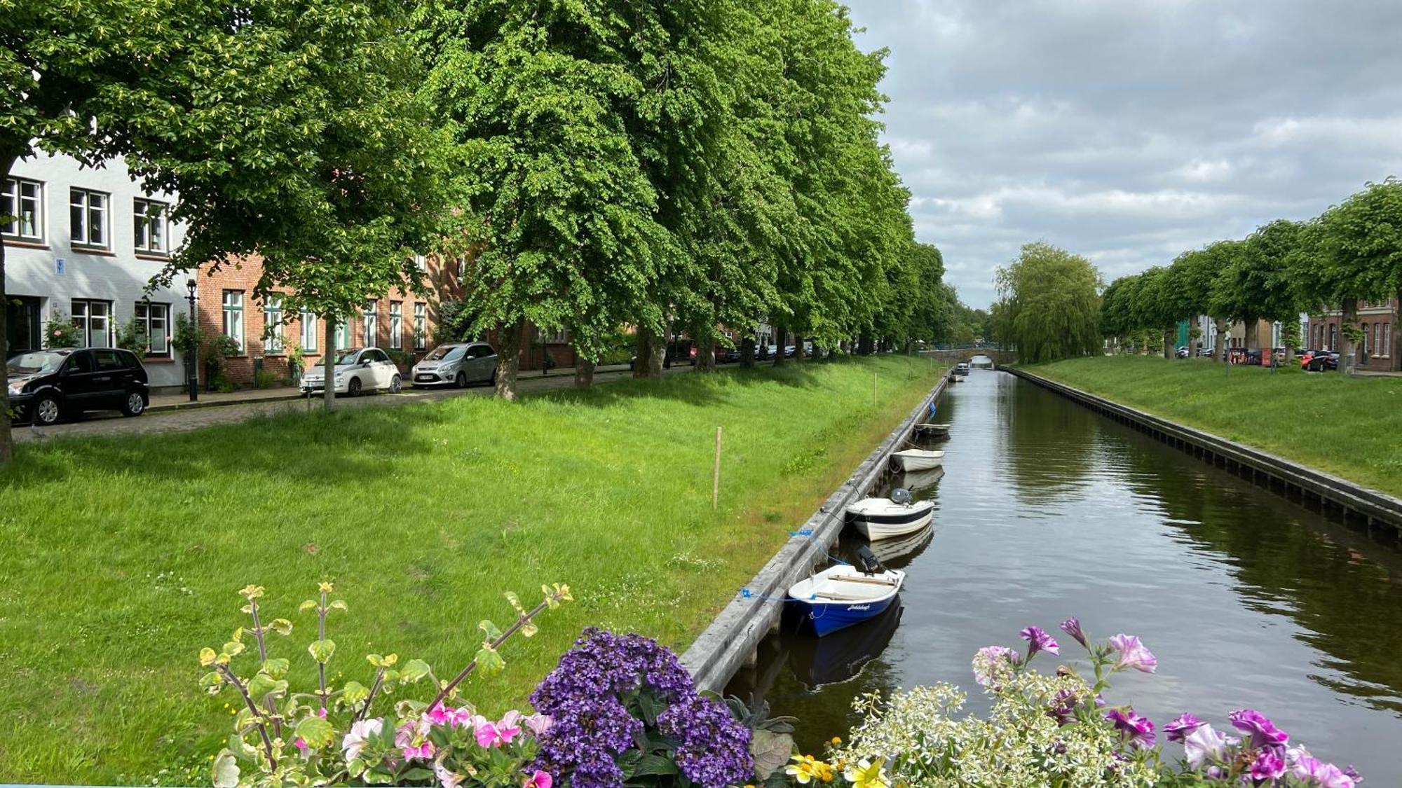 Loftwohnung 2 Simmerdeis An Der Gracht Friedrichstadt Εξωτερικό φωτογραφία